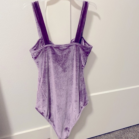 EUC [wild fable] Lavender Velvet V-Neck Tank Top Bodysuit Women’s Sz Small - Picture 7 of 14